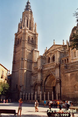 Resultado de imagen de Iglesia de Santa MarÃ­a de AlfizÃ©n