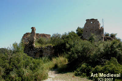 Castillo y iglesia de Sant Pere de Voltera