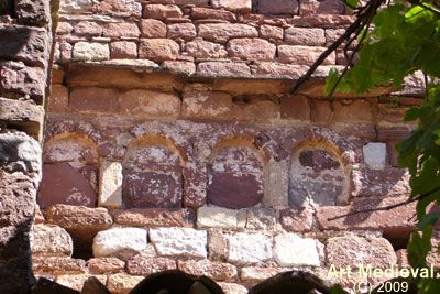 Decoración del muro sur
