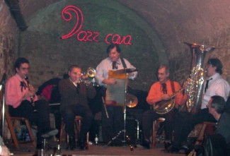 Barcelona Hot Angels, 18-01-02