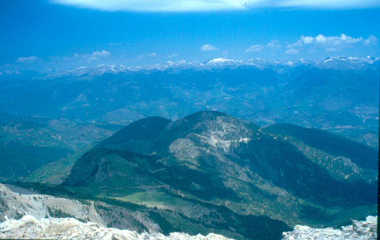 Prats d'Aguiló (Refugi) Al fons, la Cerdanya