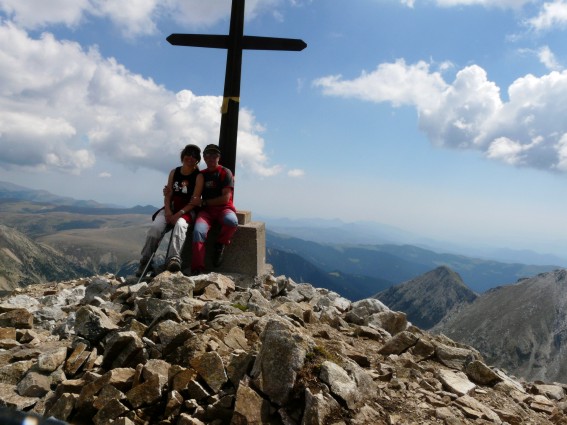 Bastiments (Punta Est: La Creu)