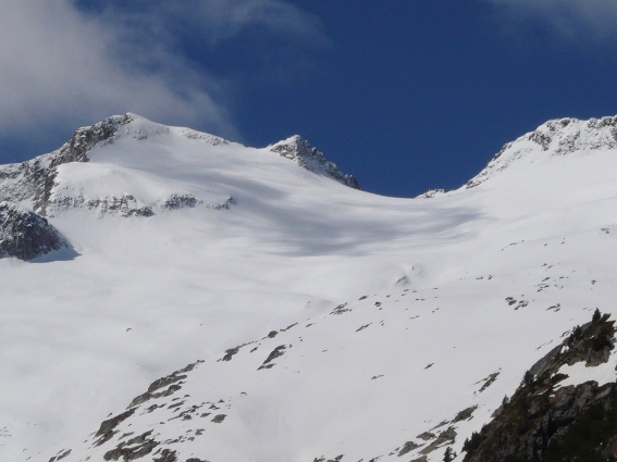 Aneto, Punta Oliveras Arenas, Coll de Corones