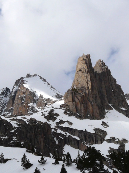 Agulles d'Amitges i Tuc de Saboredo